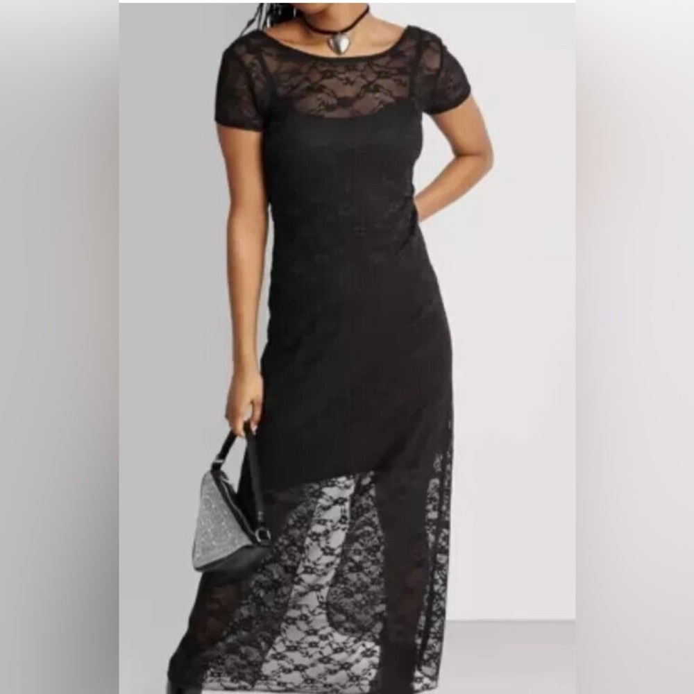 Wild Fable Short Sleeve Lace Maxi Dress